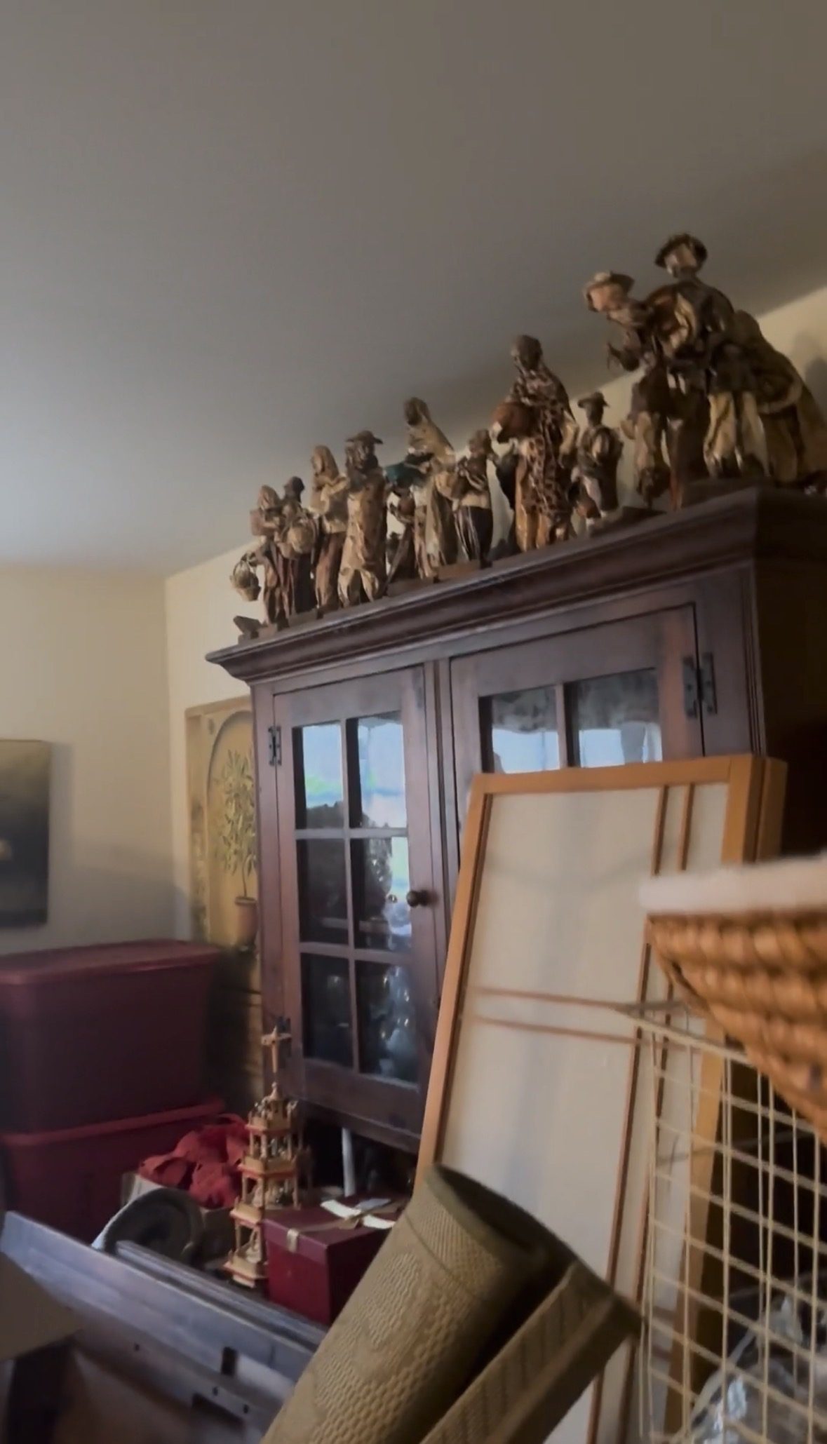 The Decluttering Guide for Charlottesville, VA Homeowne — Albemarle Moving Charlottesville VA